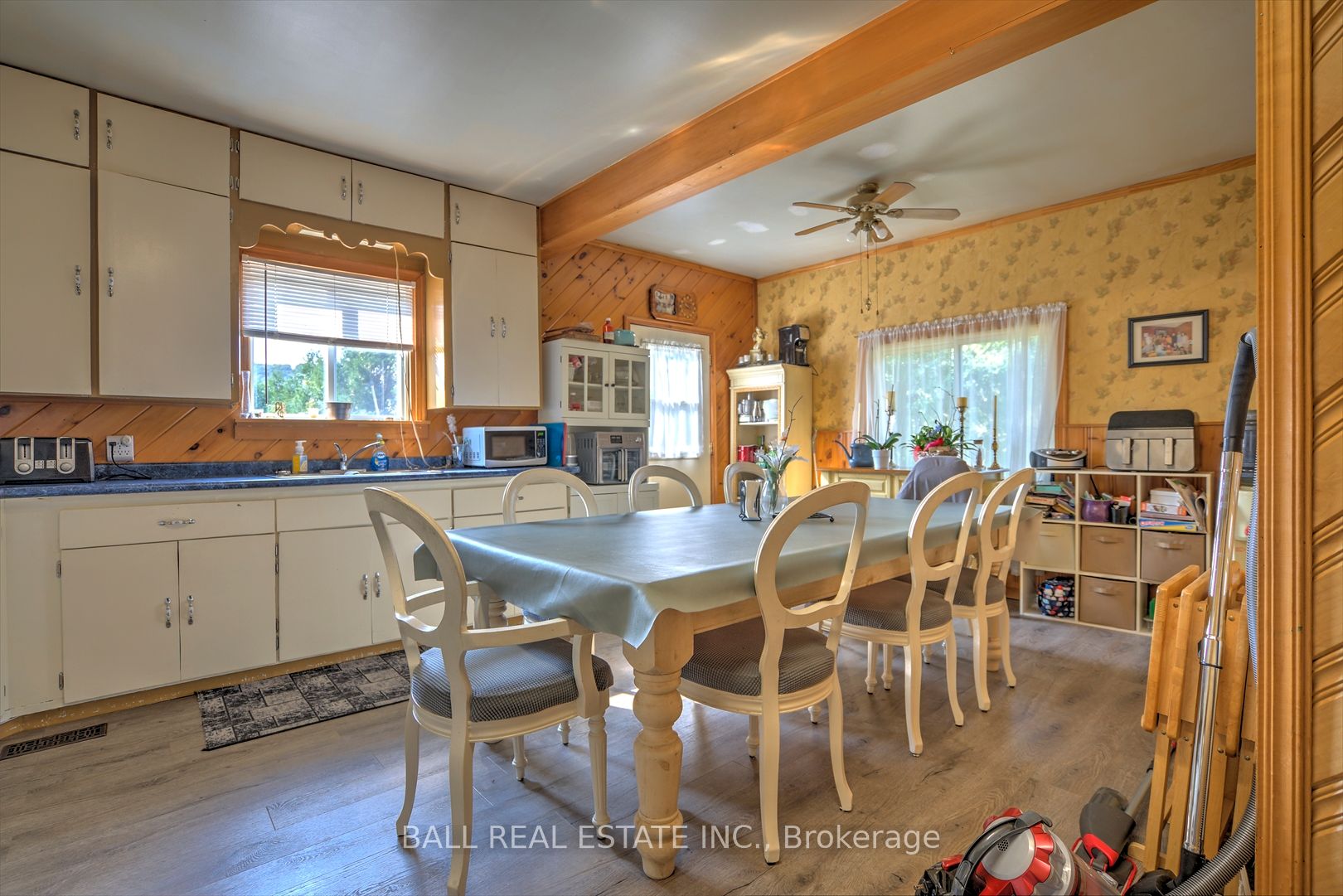 24 Sunnyside Street Property Photo 7