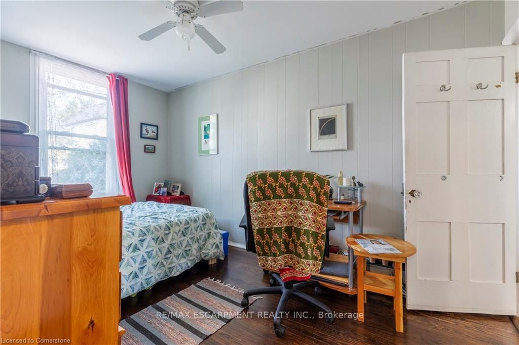 77 Poulette St Property Photo 28