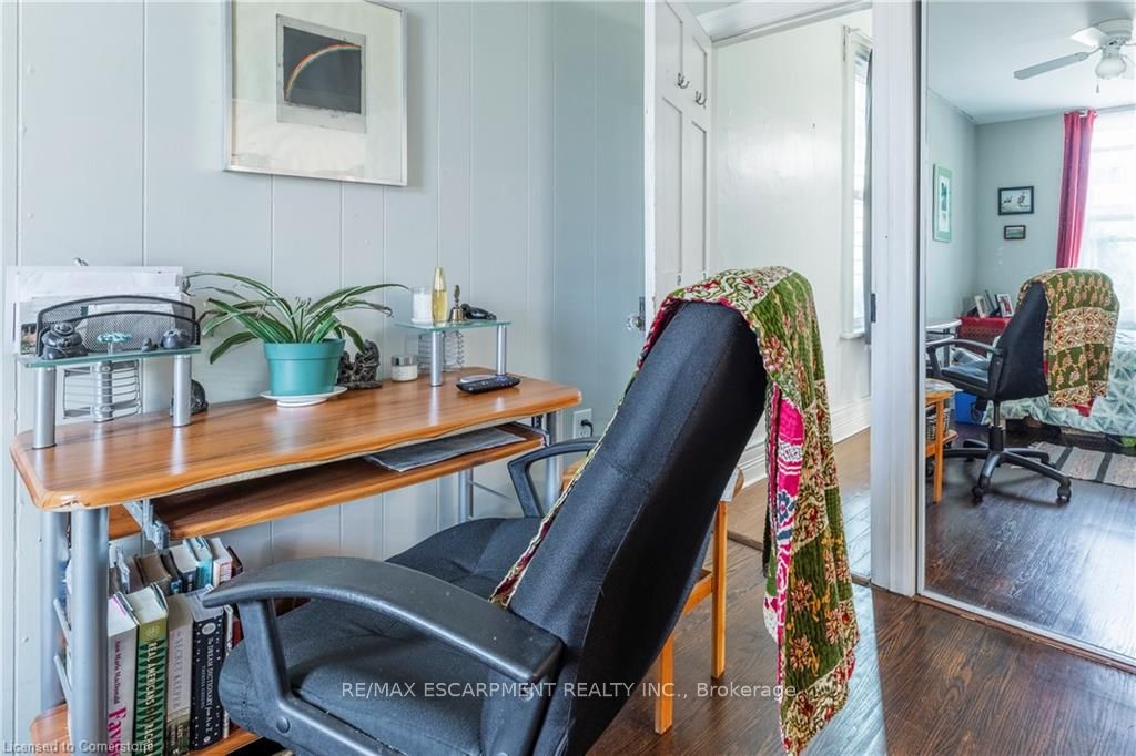 77 Poulette St Property Photo 31
