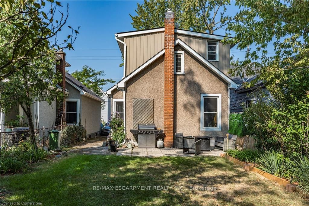 77 Poulette St Property Photo 33