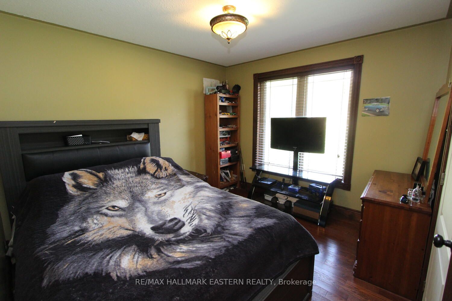 729 11th Line Property Photo 20