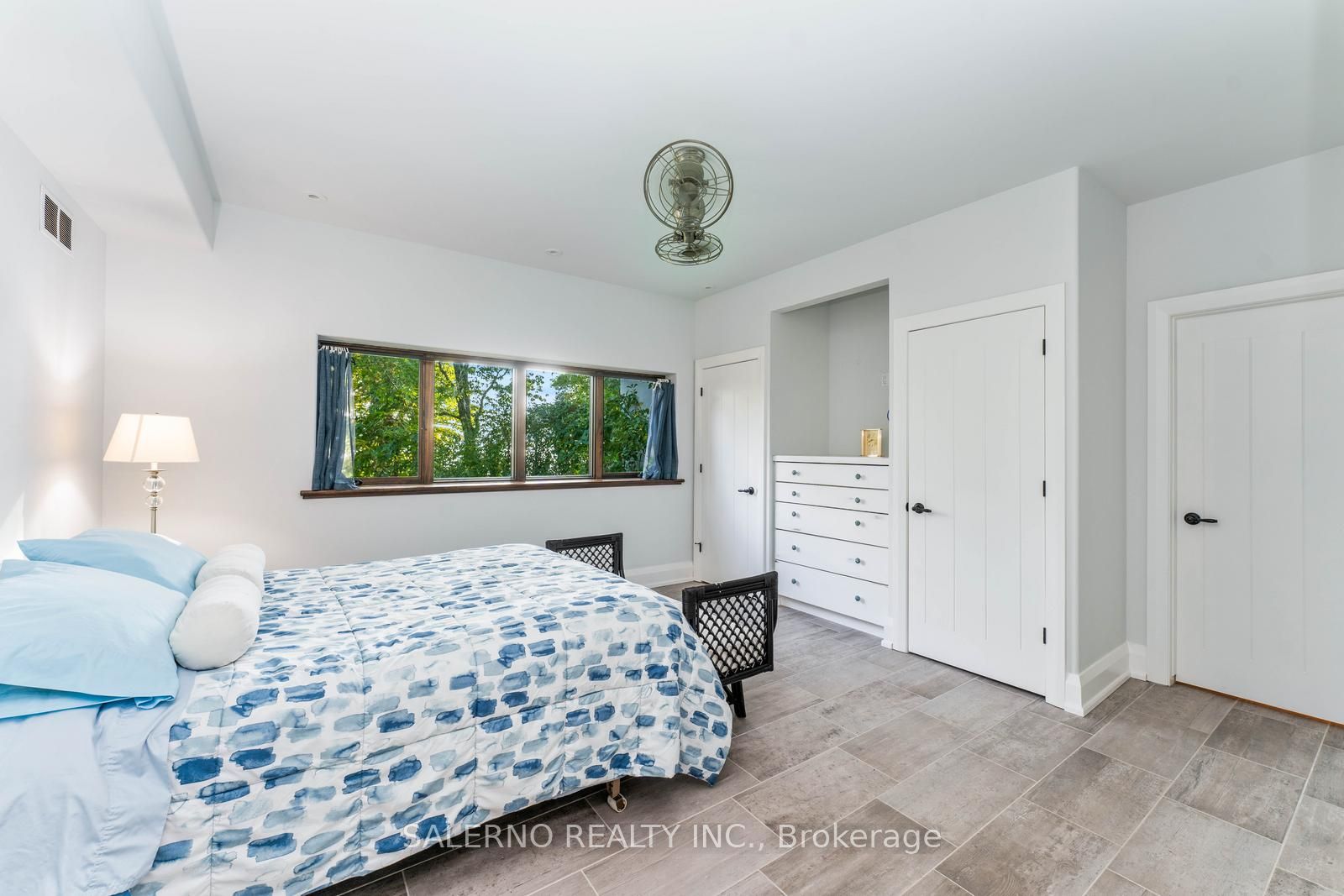 10165 Cedar Crest Rd Property Photo 2