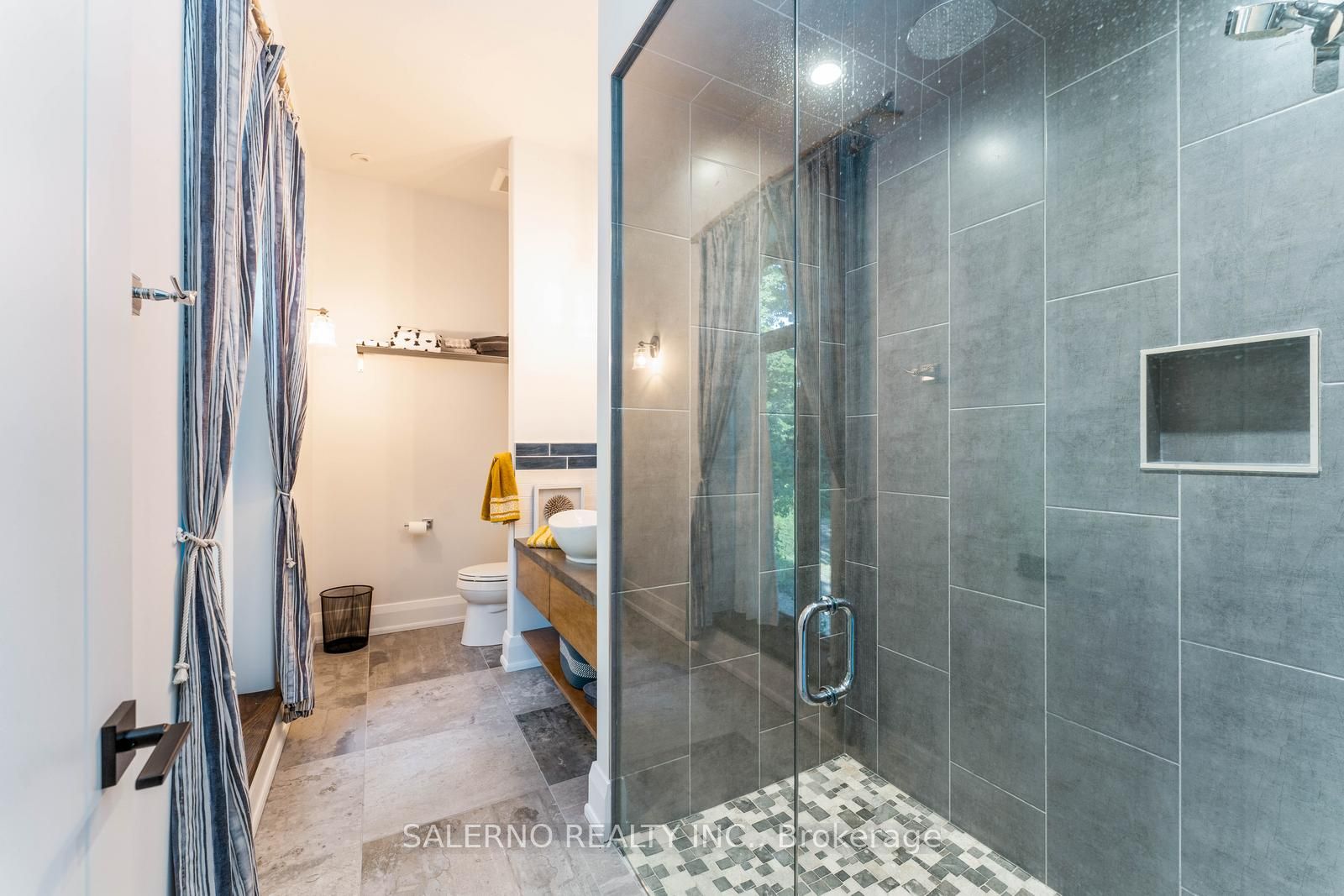 10165 Cedar Crest Rd Property Photo 15