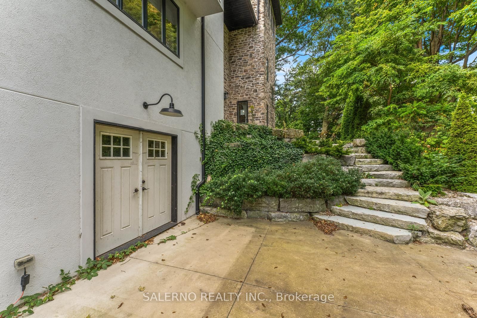 10165 Cedar Crest Rd Property Photo 26