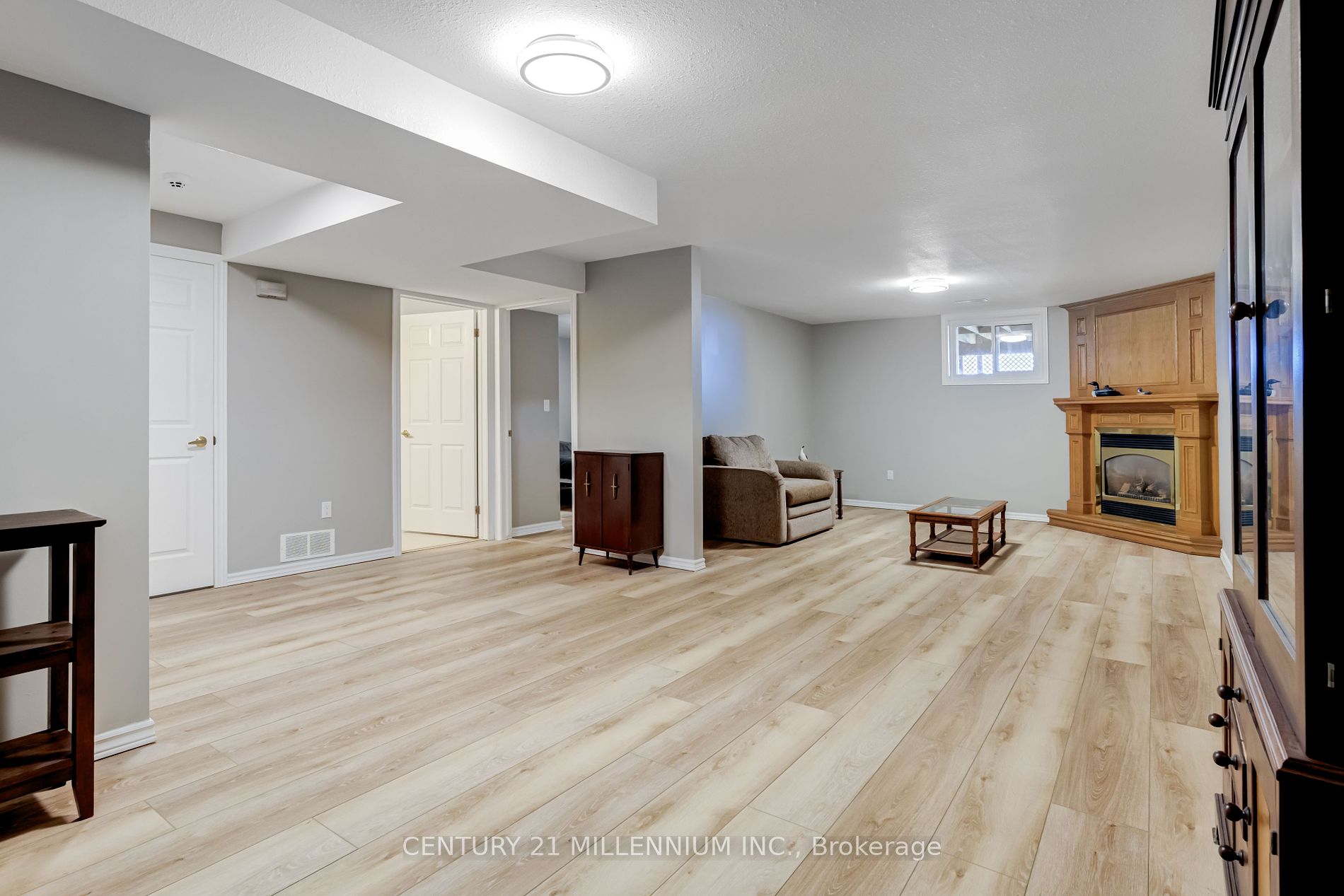 615 Nelson St W 8 Property Photo 22