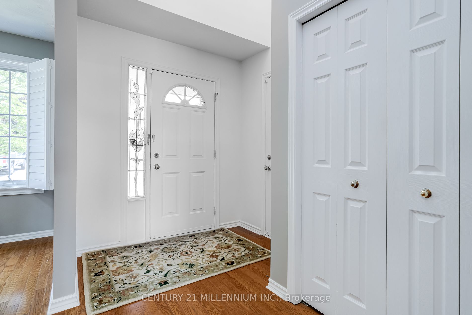615 Nelson St W 8 Property Photo 23