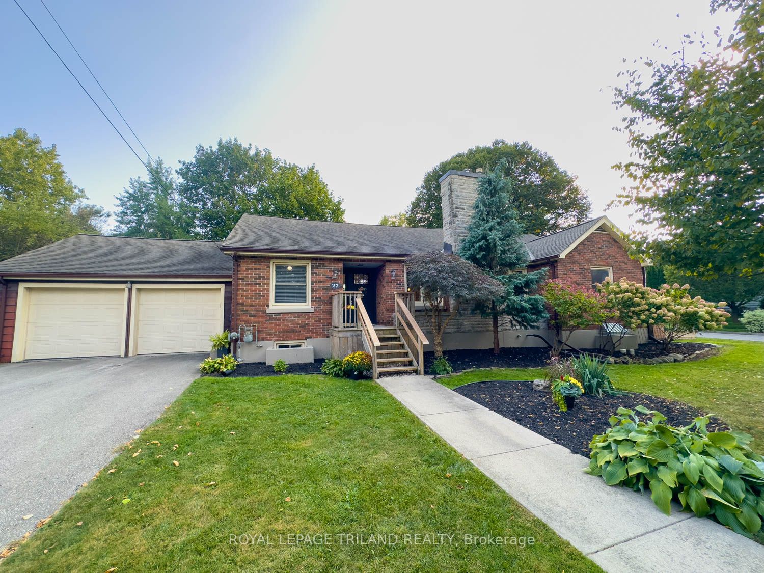 27 Duchess Ave Property Photo