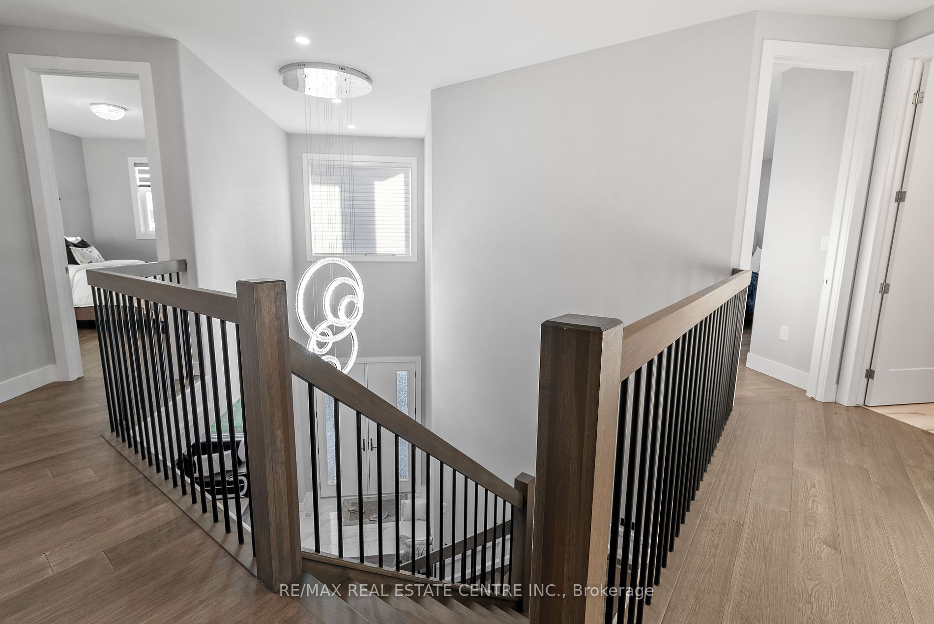 1337 Medway Park Dr Property Photo 8