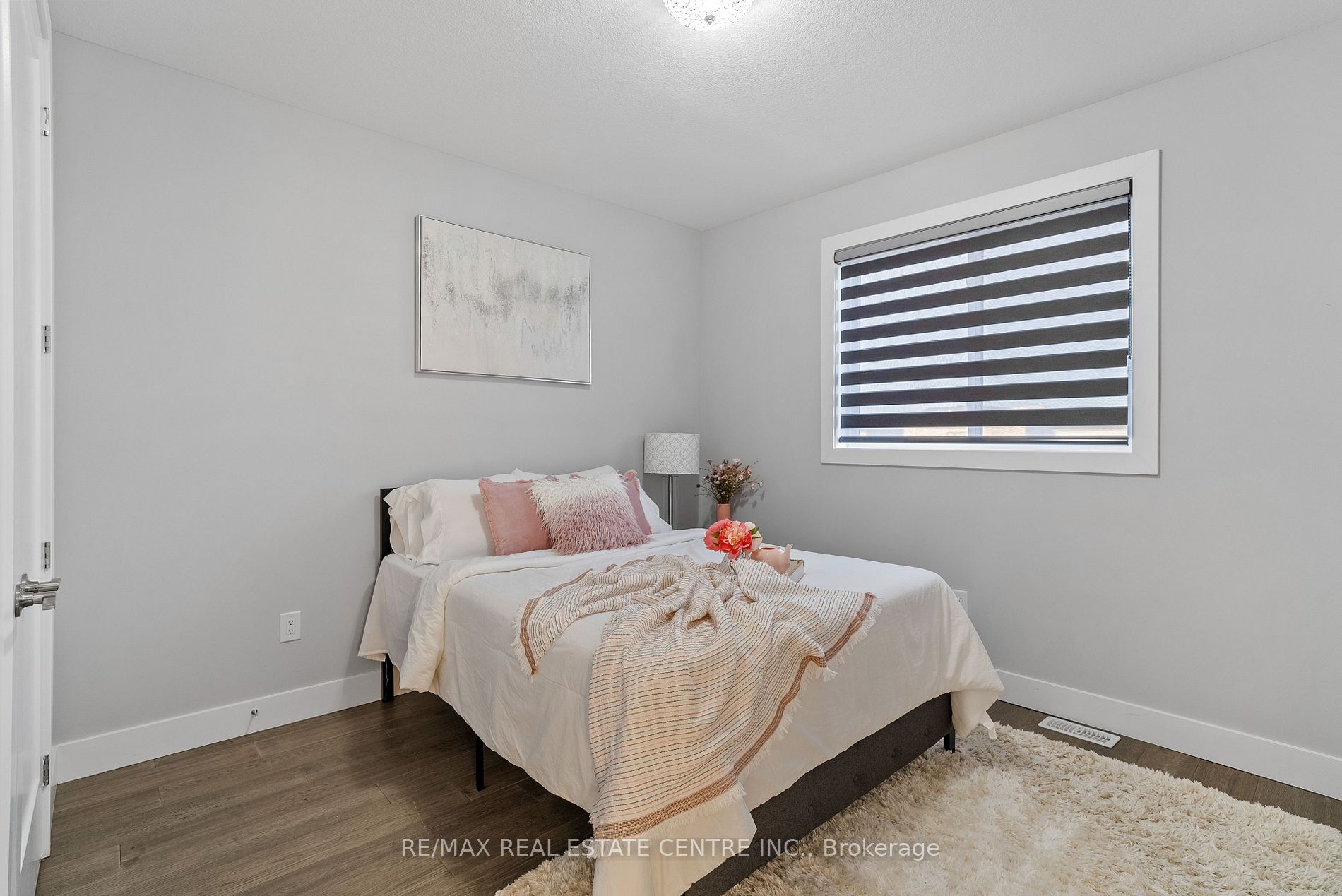 1337 Medway Park Dr Property Photo 25