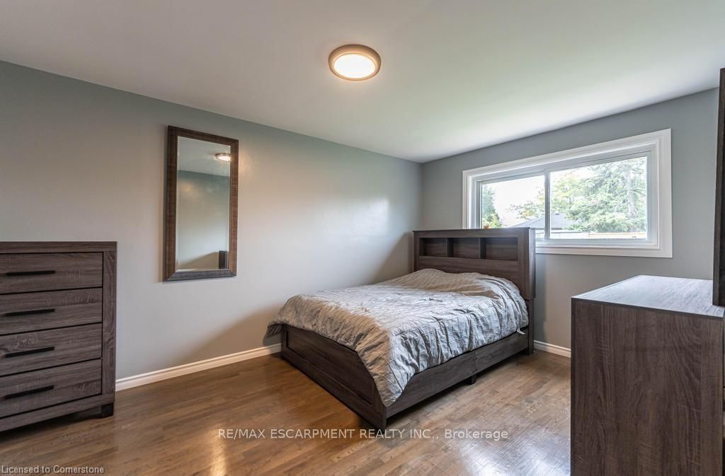 30 Larch St Property Photo 23