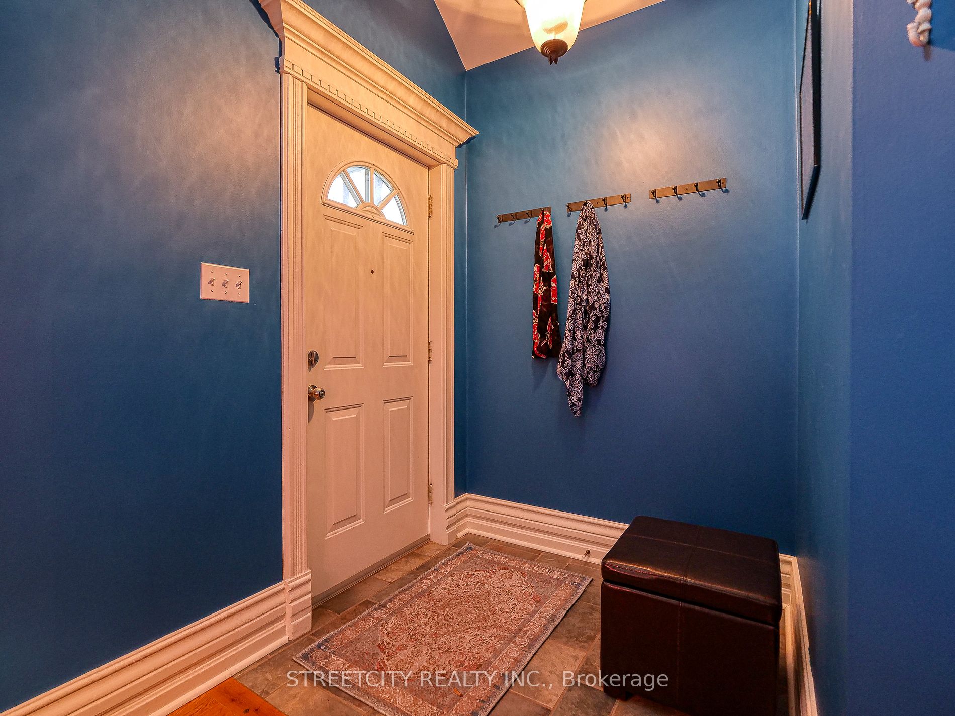 15 Southgate St Property Photo 6