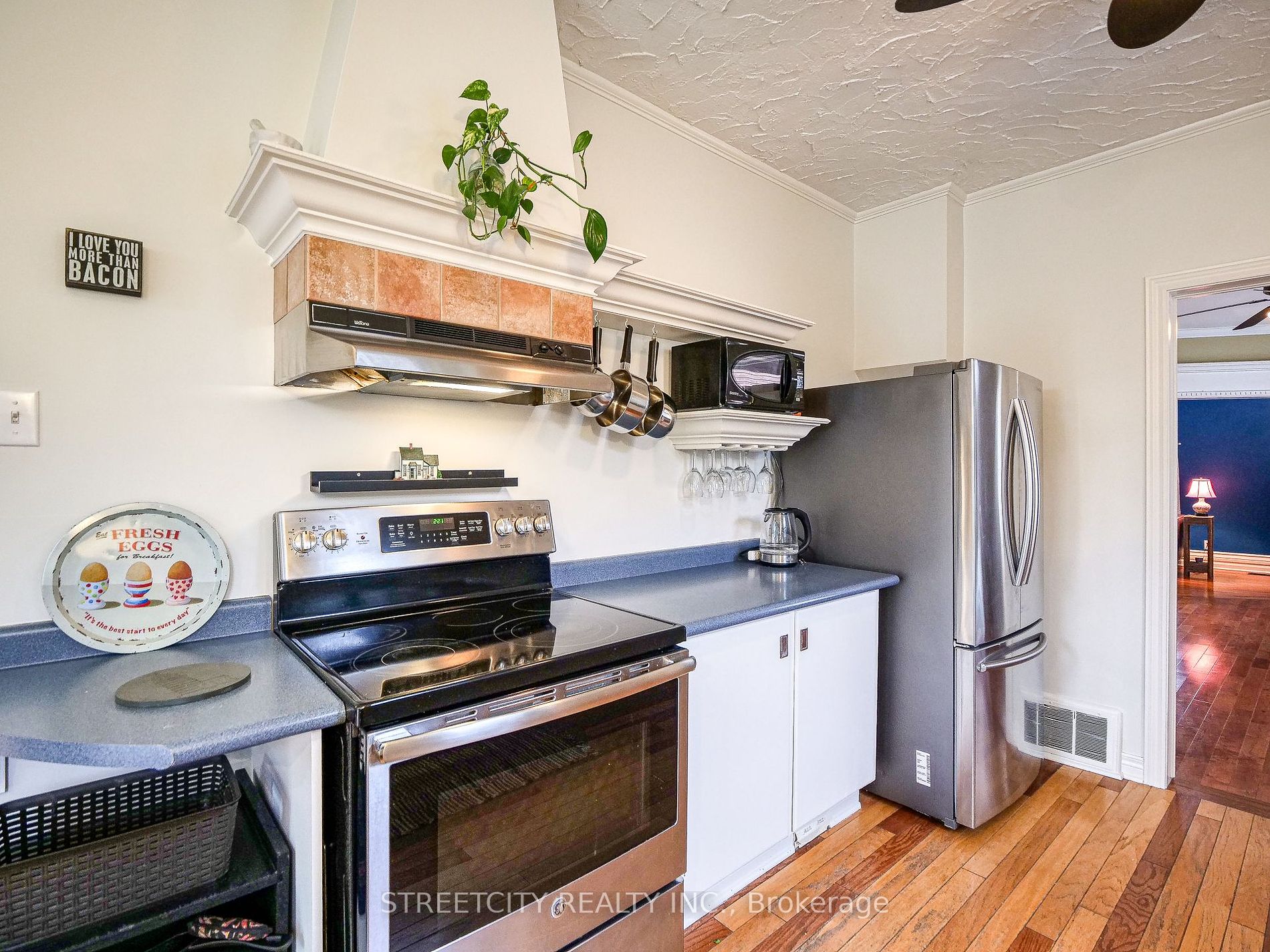 15 Southgate St Property Photo 22