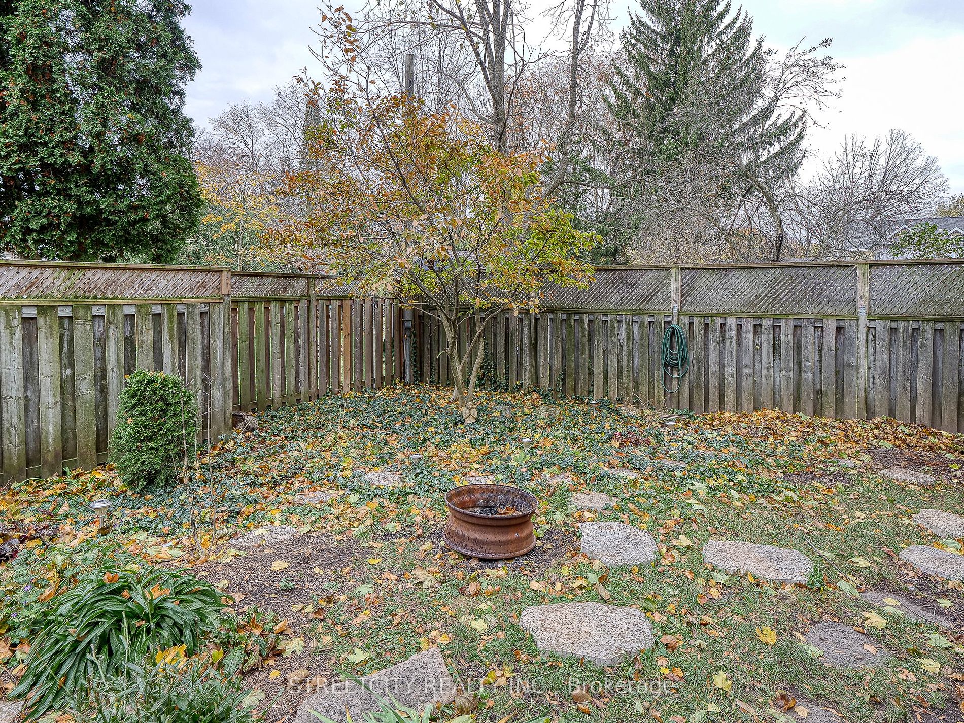 15 Southgate St Property Photo 38