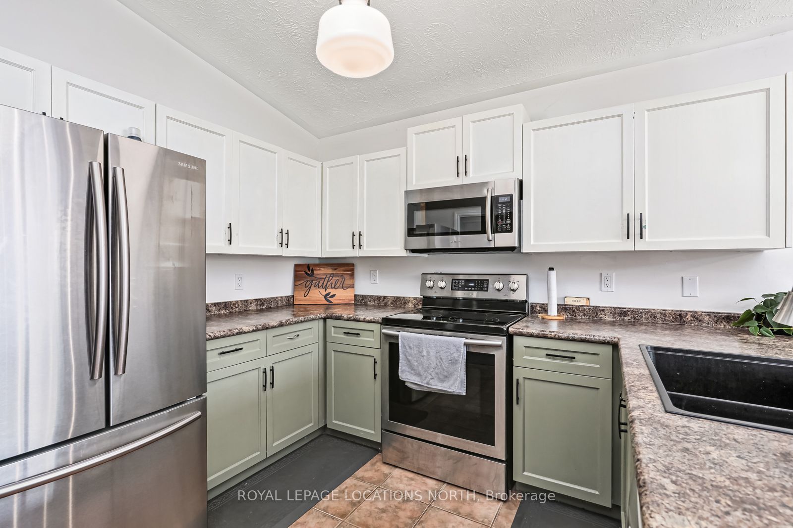 155 Albert Street Property Photo 10