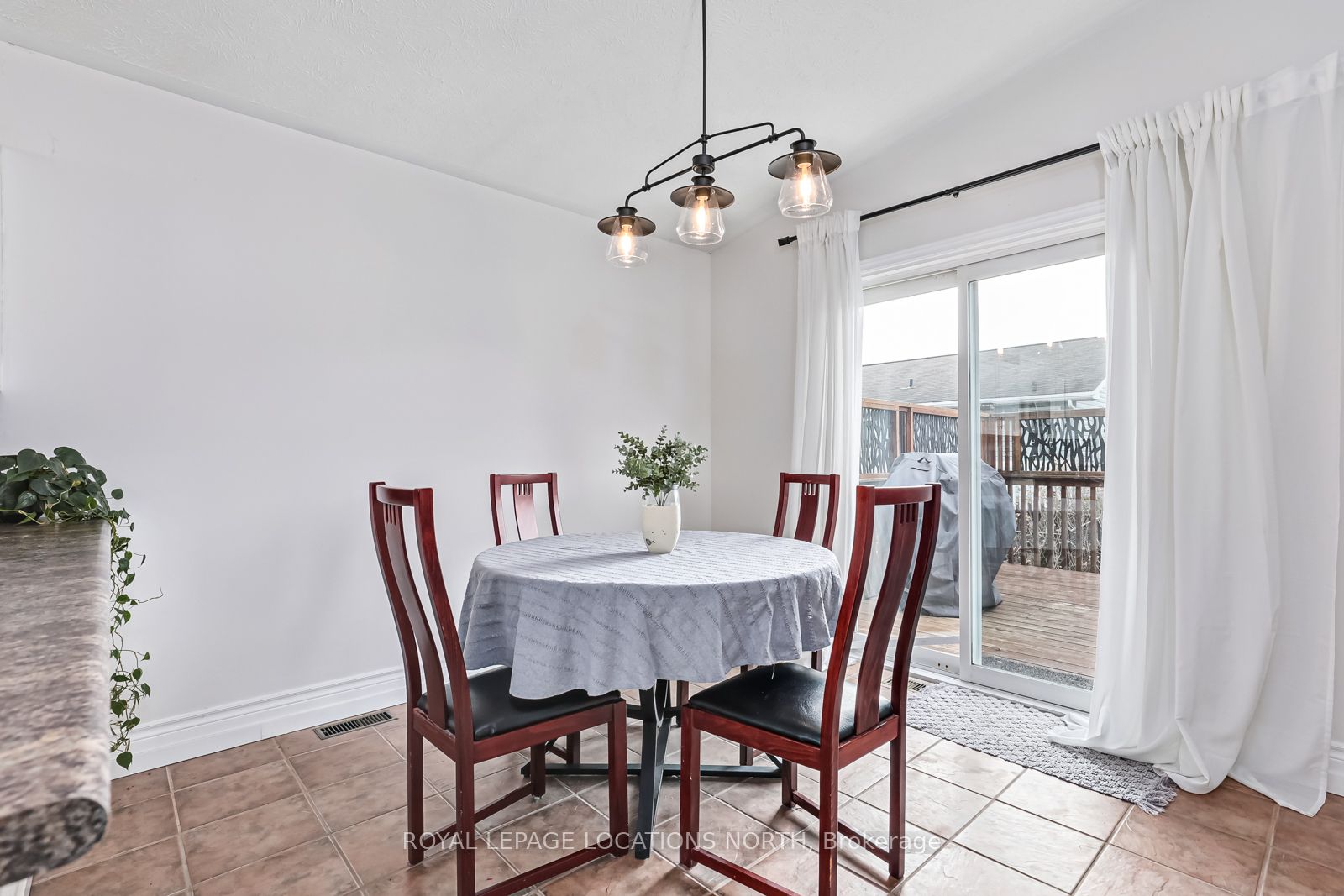155 Albert Street Property Photo 13