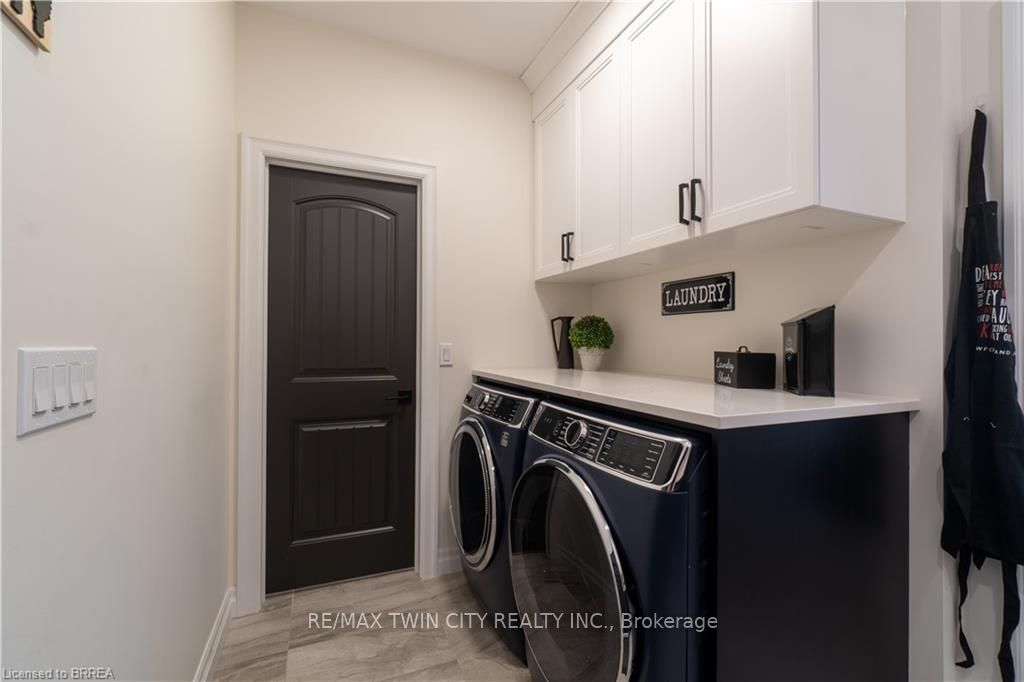 68 Cedar Street 11 Property Photo 10