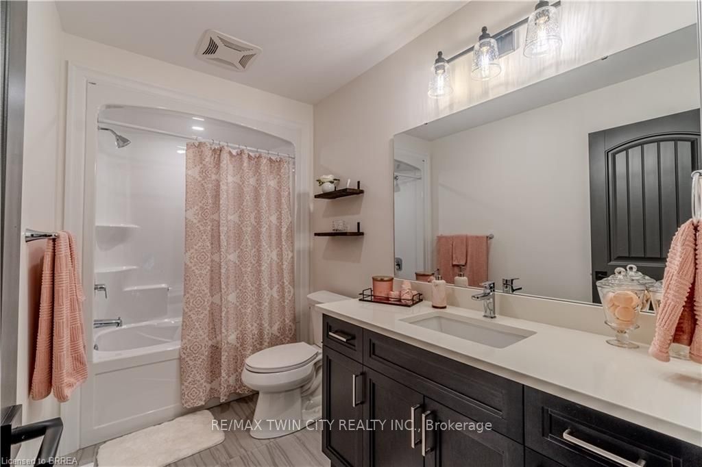 68 Cedar Street 11 Property Photo 23