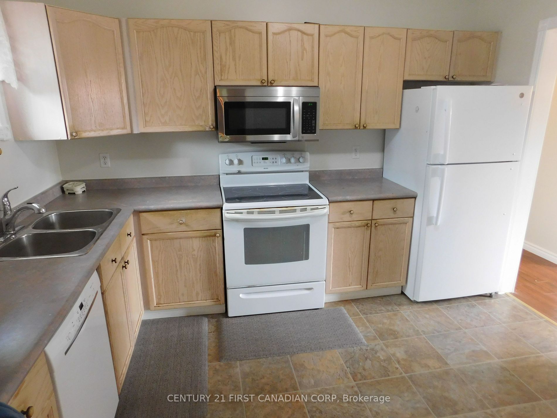 792 Nixon Ave Property Photo 18