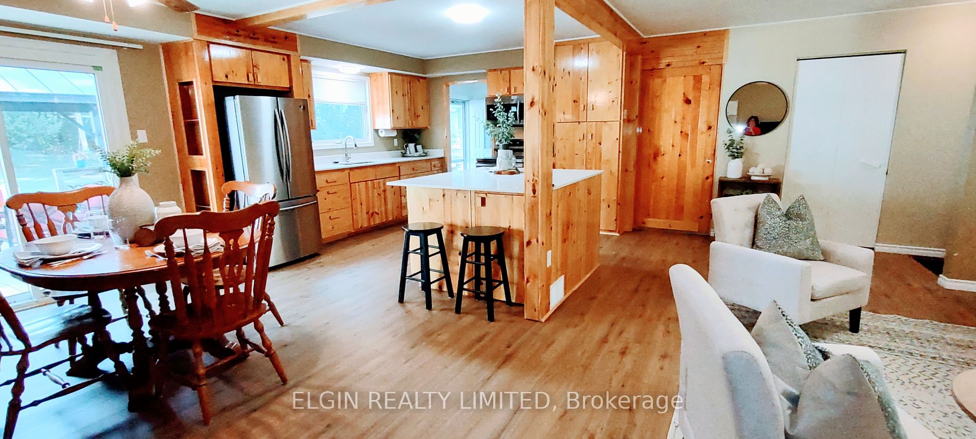 8202 Union Rd Property Photo 5