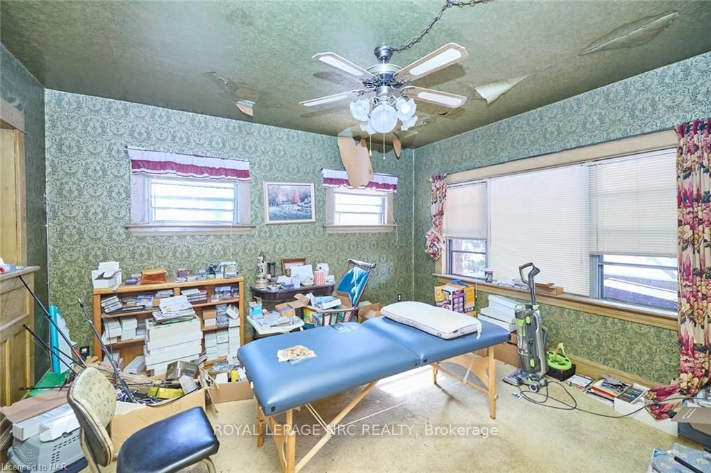 3758 Main Street Property Photo 18