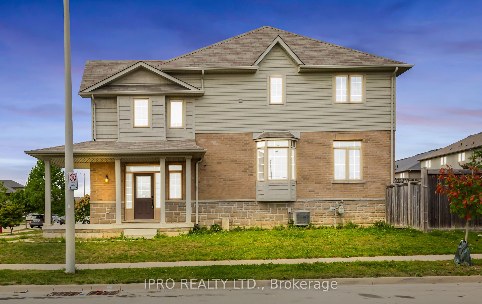 83 Bankfield Cres Property Photo