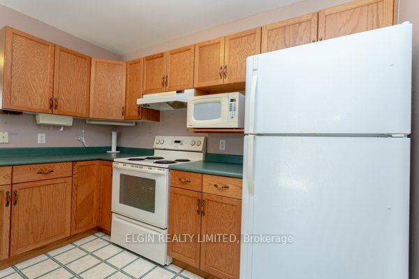 41 Axford Pkwy N Property Photo 2