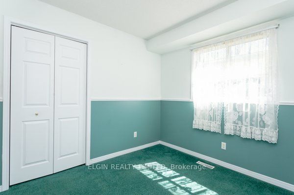 41 Axford Pkwy N Property Photo 3