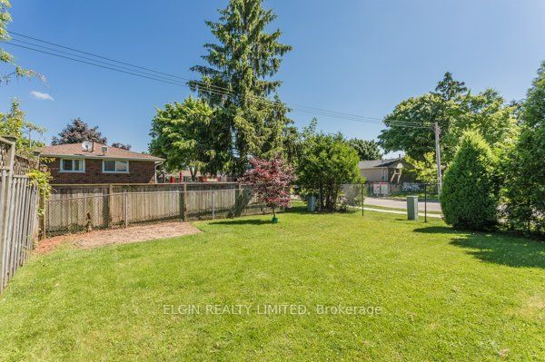 41 Axford Pkwy N Property Photo 19