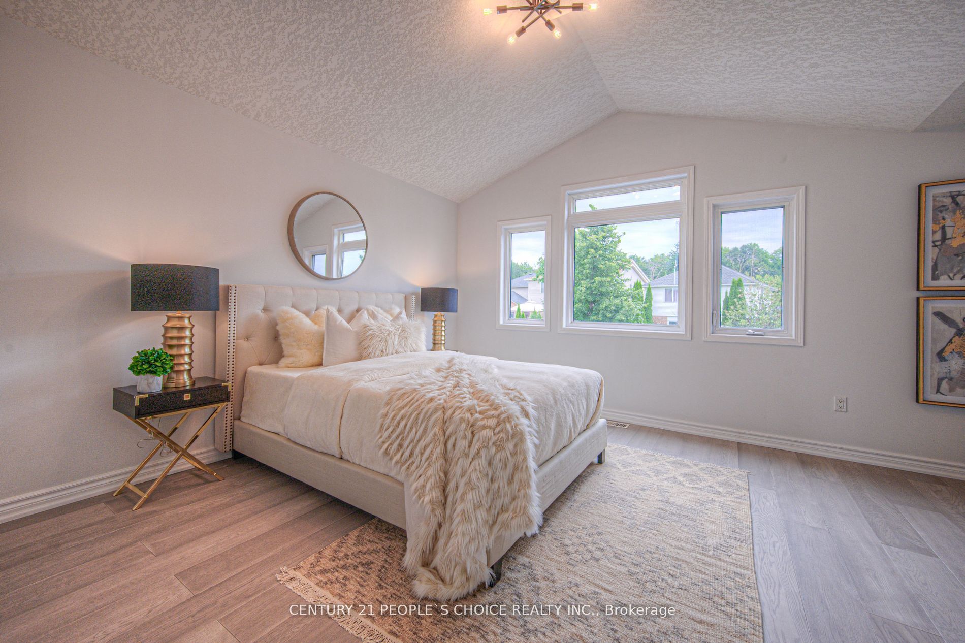 843 Brandenburg Blvd Property Photo 4