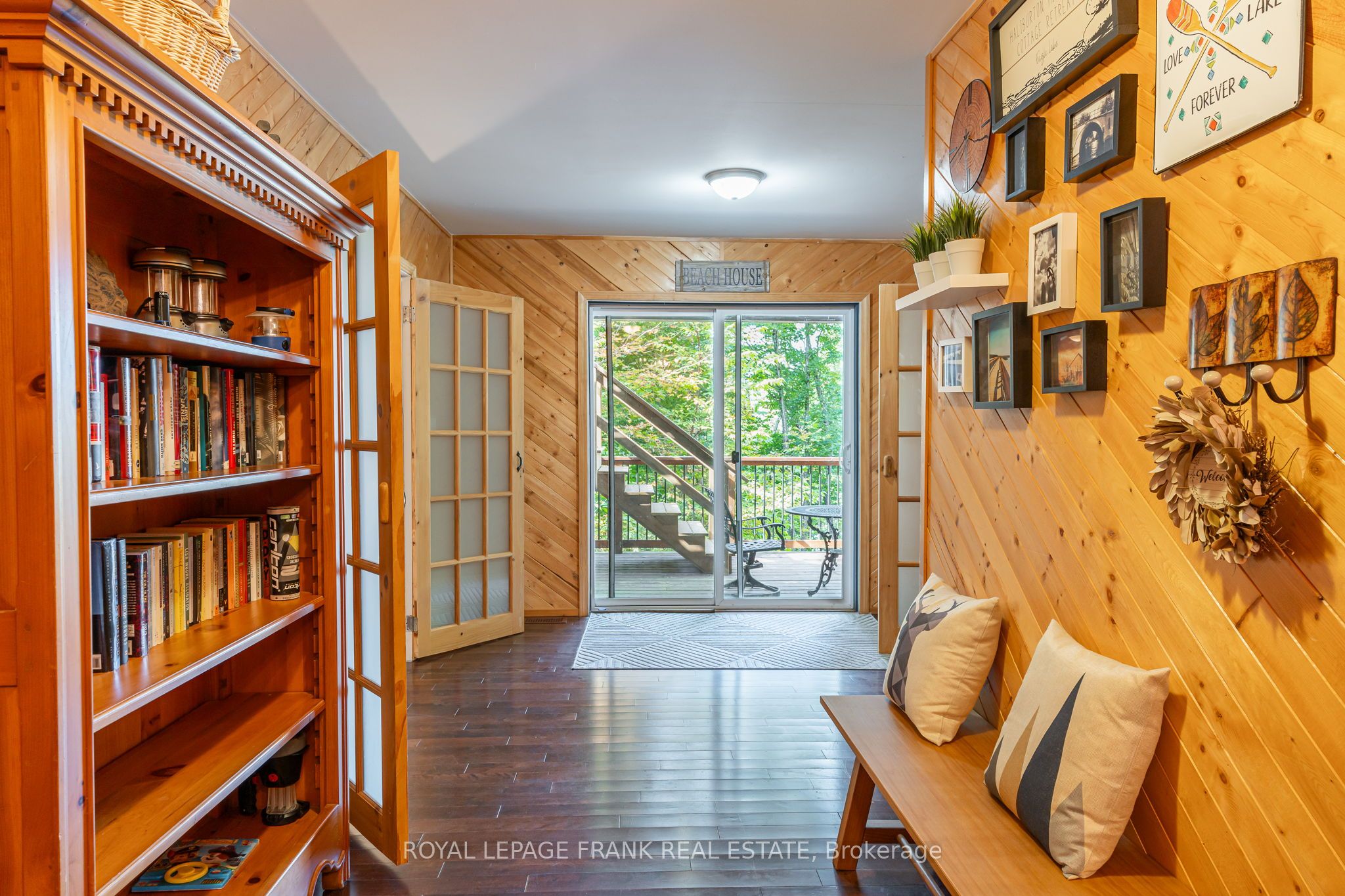 1091 Eashores Road Property Photo 7