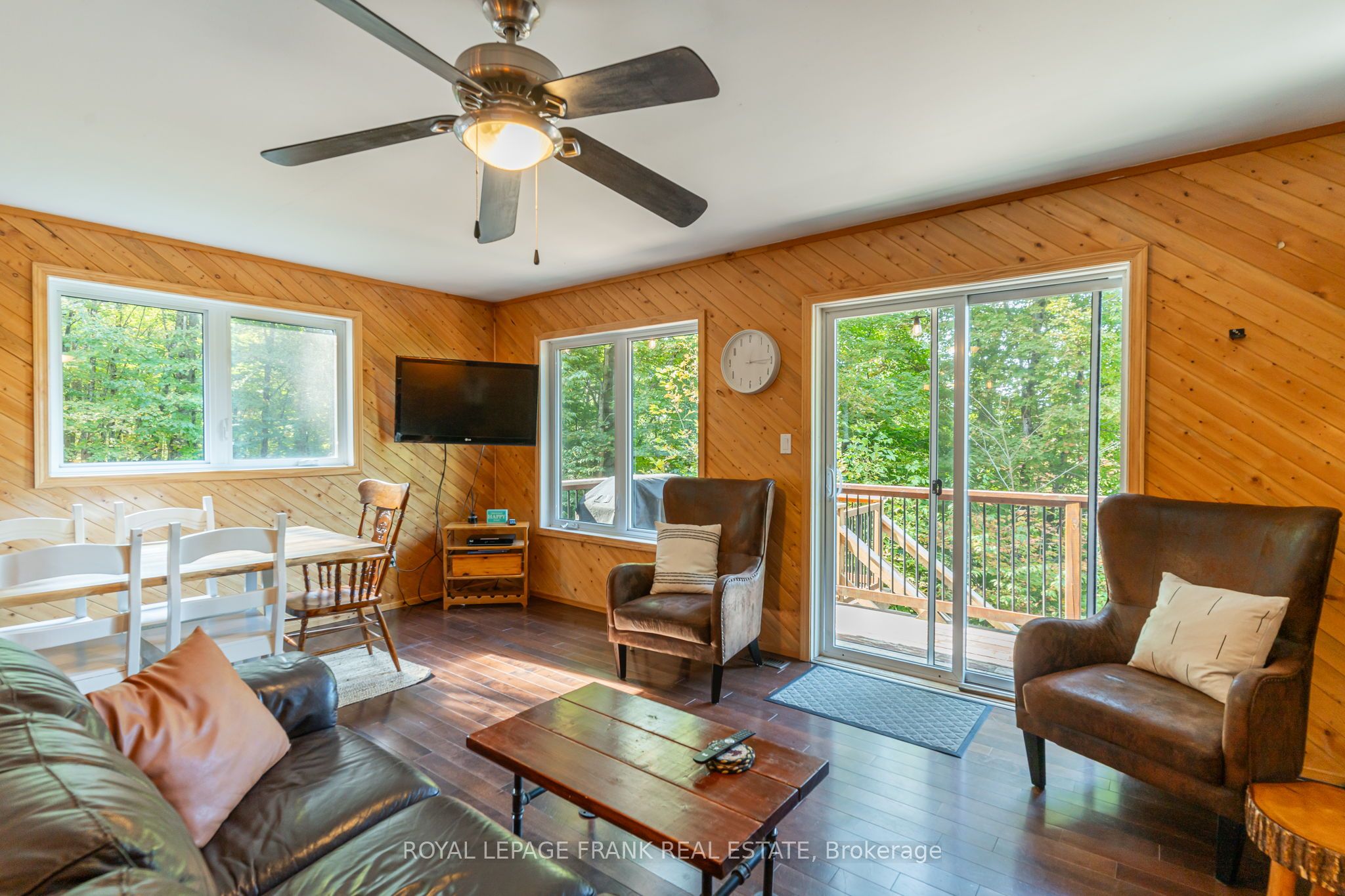1091 Eashores Road Property Photo 13