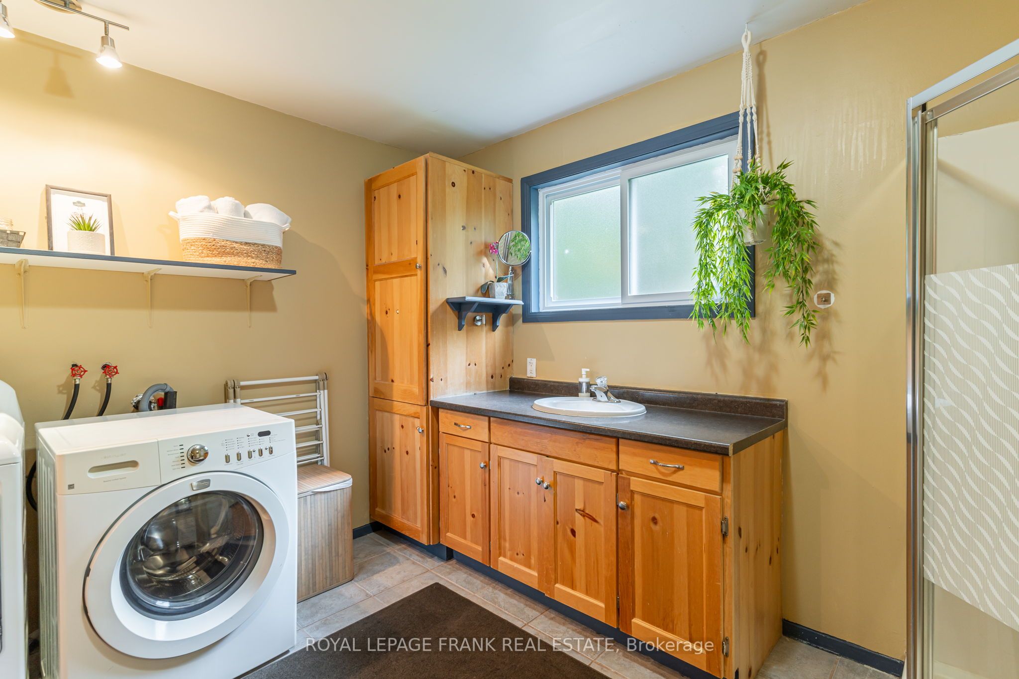 1091 Eashores Road Property Photo 21