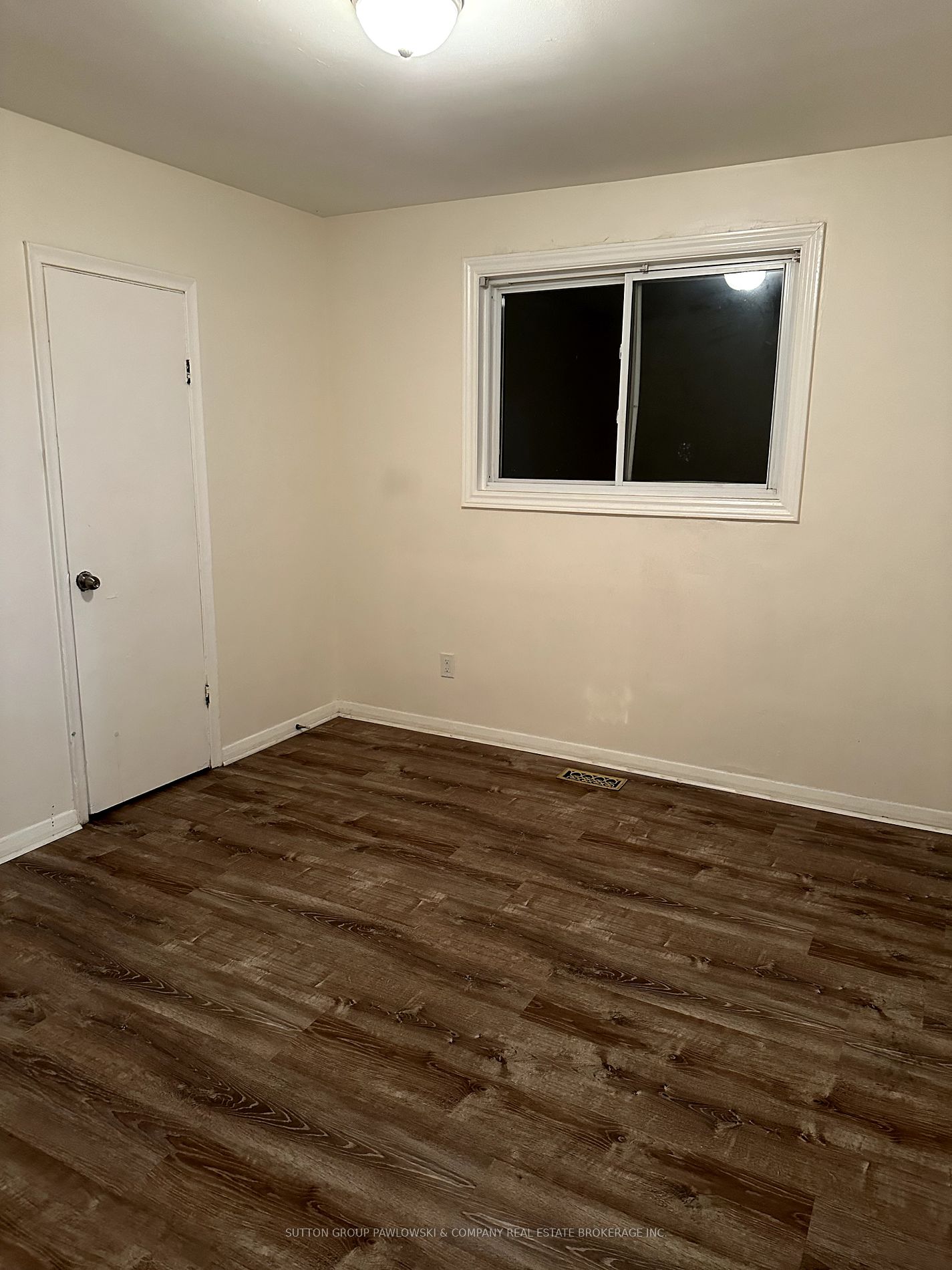 1473 Mclarenwood Terr Property Photo 5
