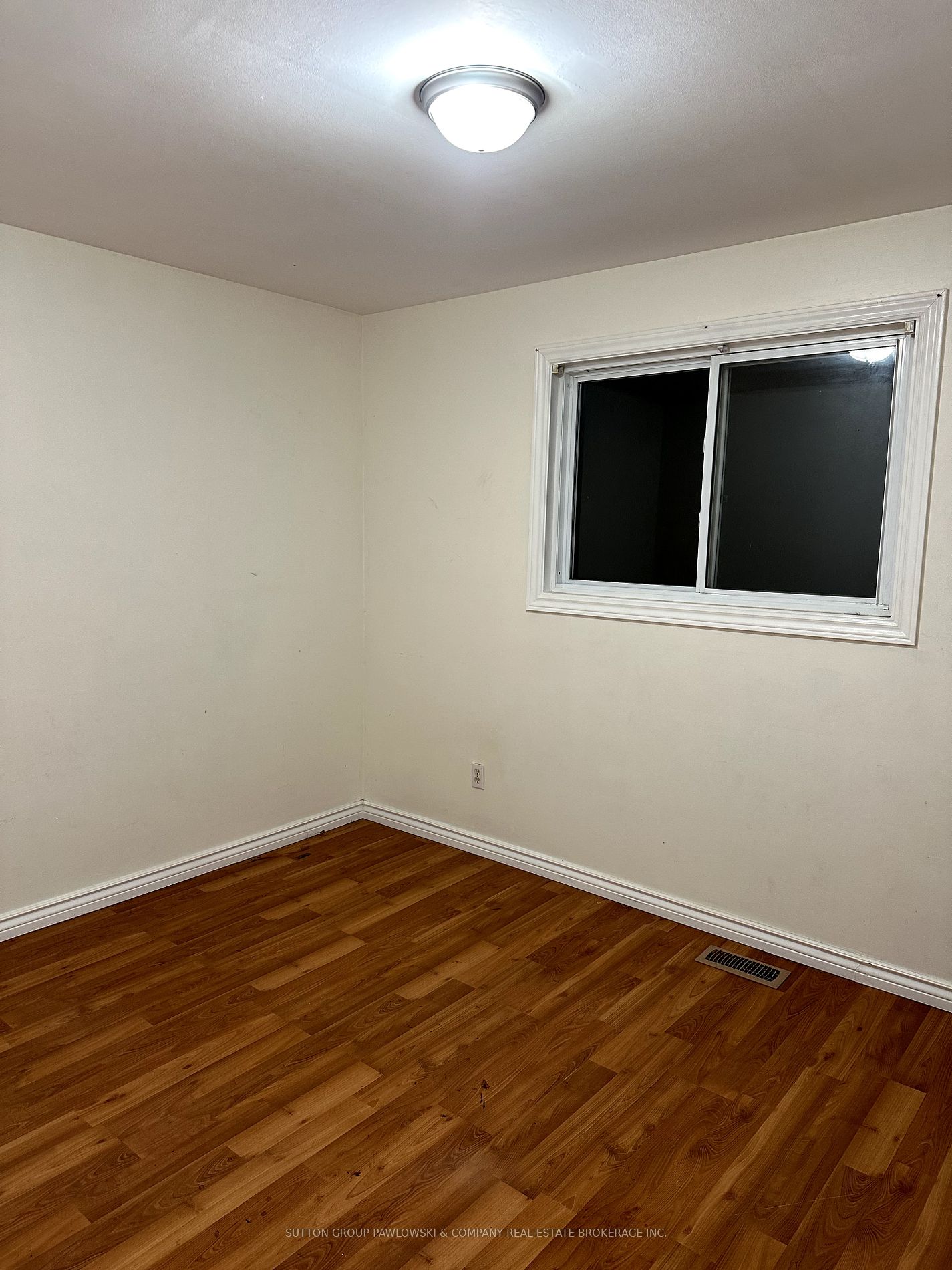 1473 Mclarenwood Terr Property Photo 6