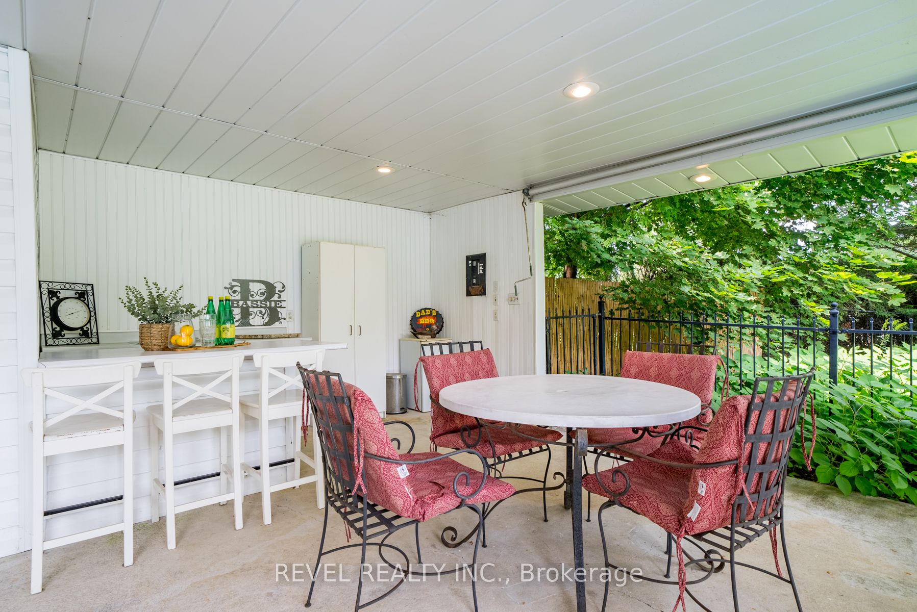 919 Valleyview Dr Property Photo 27
