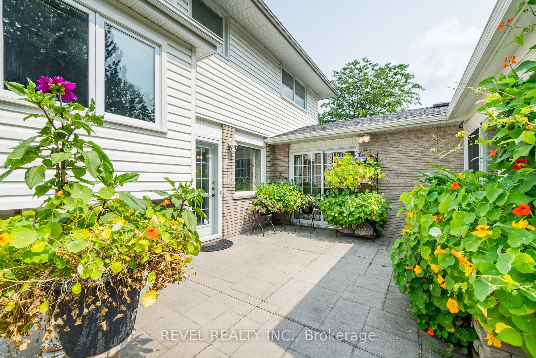 919 Valleyview Dr Property Photo 28