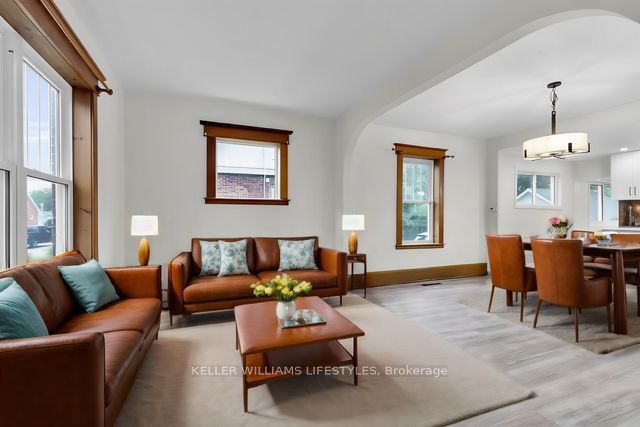 95 John St E Property Photo 25