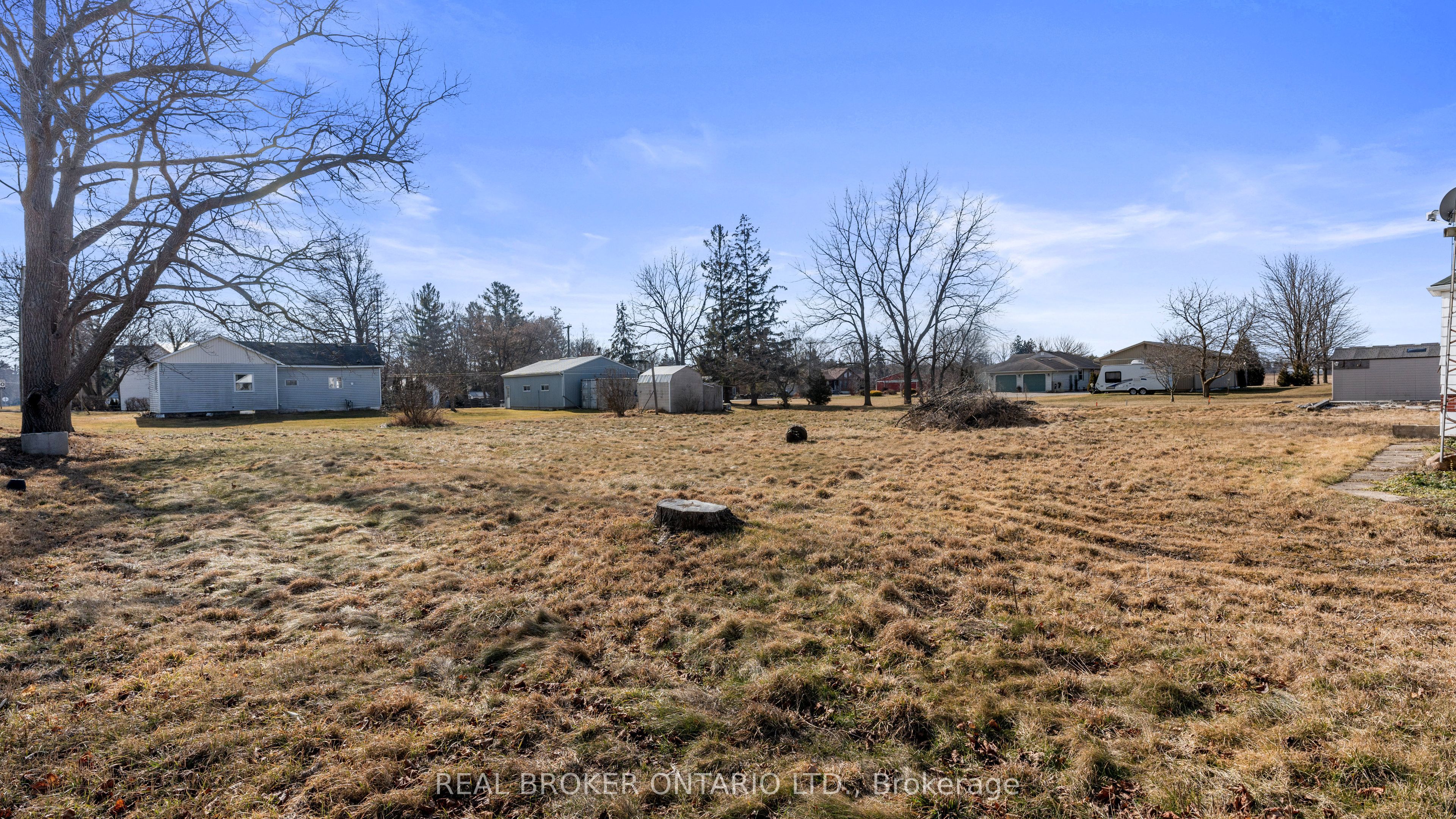 9613 Currie Road Property Photo 21