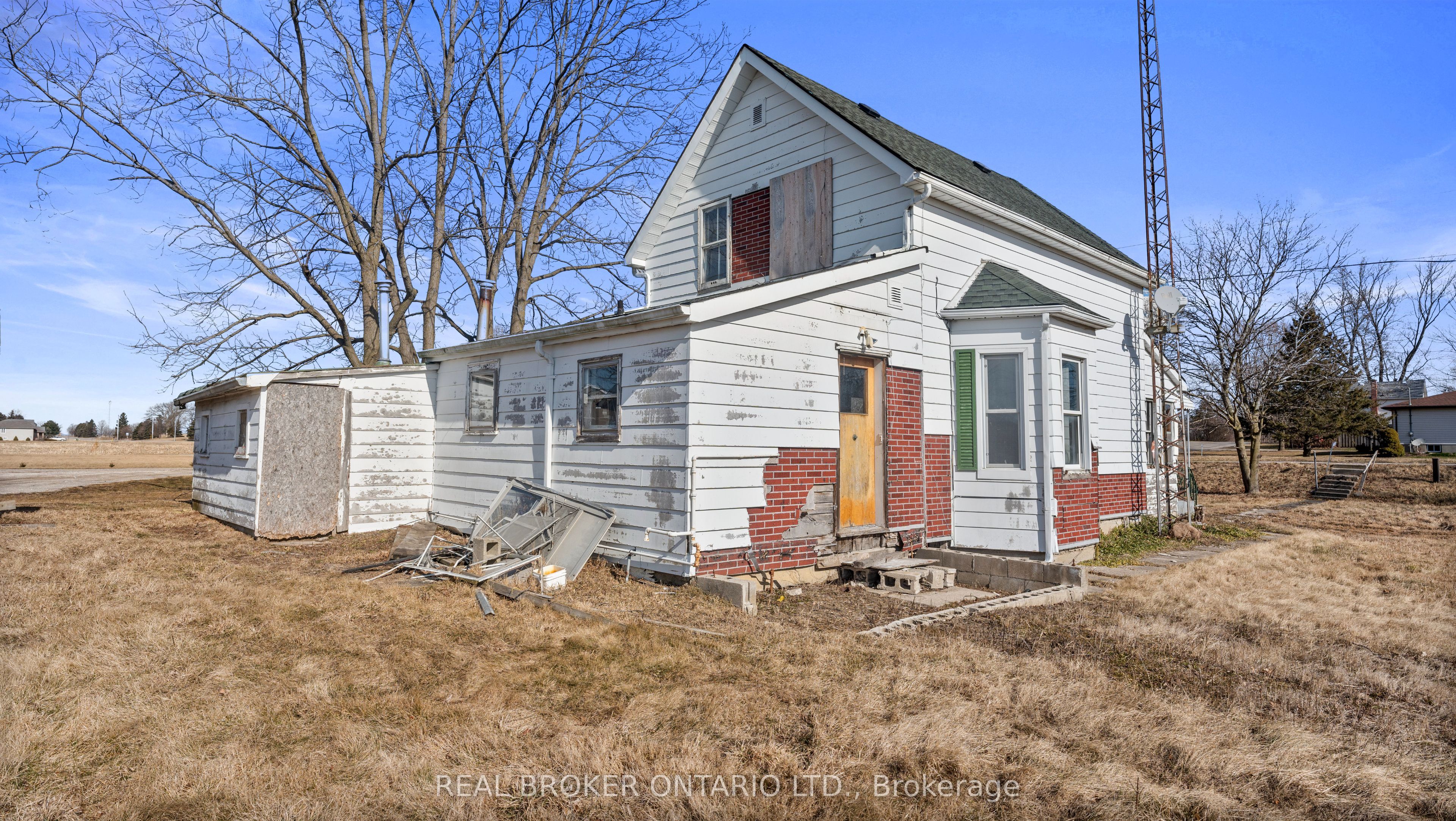 9613 Currie Road Property Photo 23