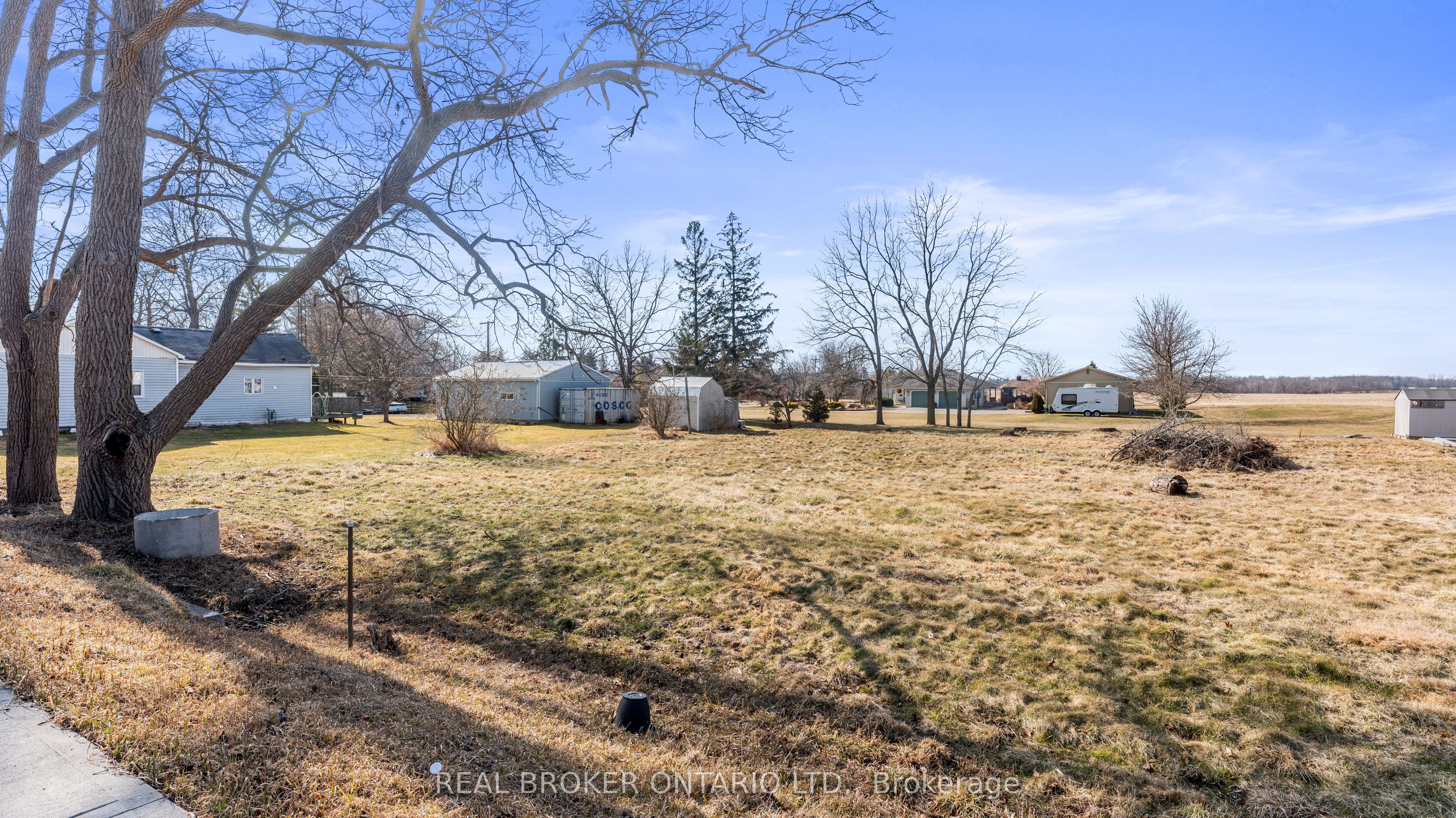 9613 Currie Road Property Photo 28