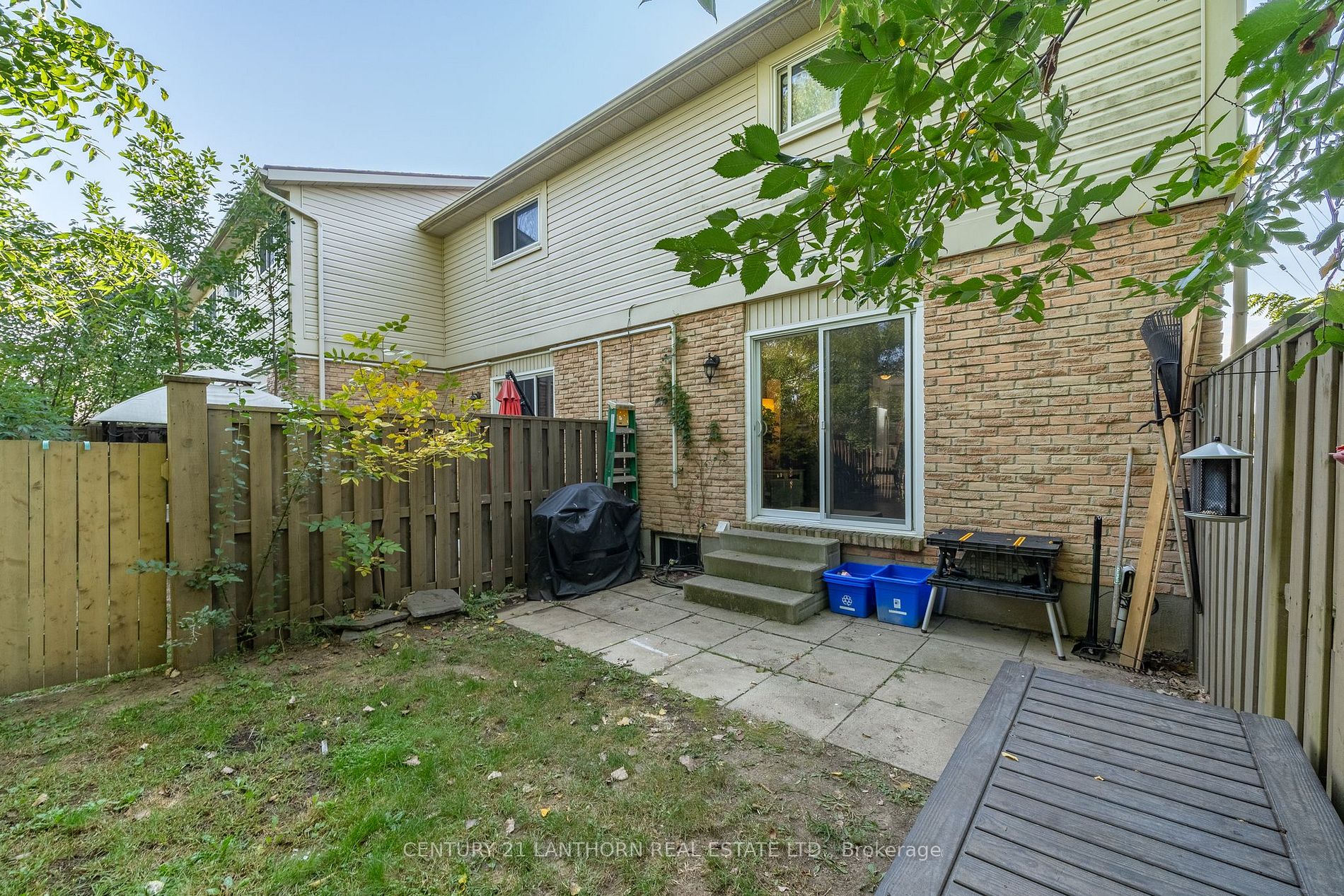54 - G Cascade Blvd 39 Property Photo 17