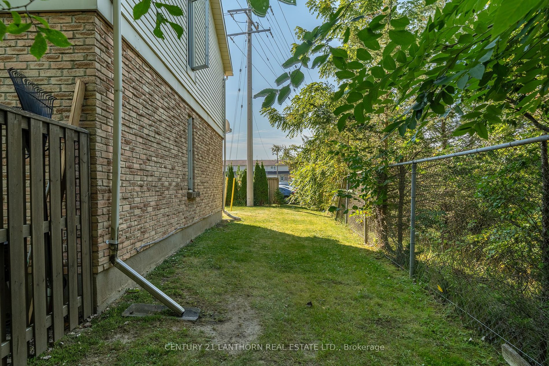 54 - G Cascade Blvd 39 Property Photo 20