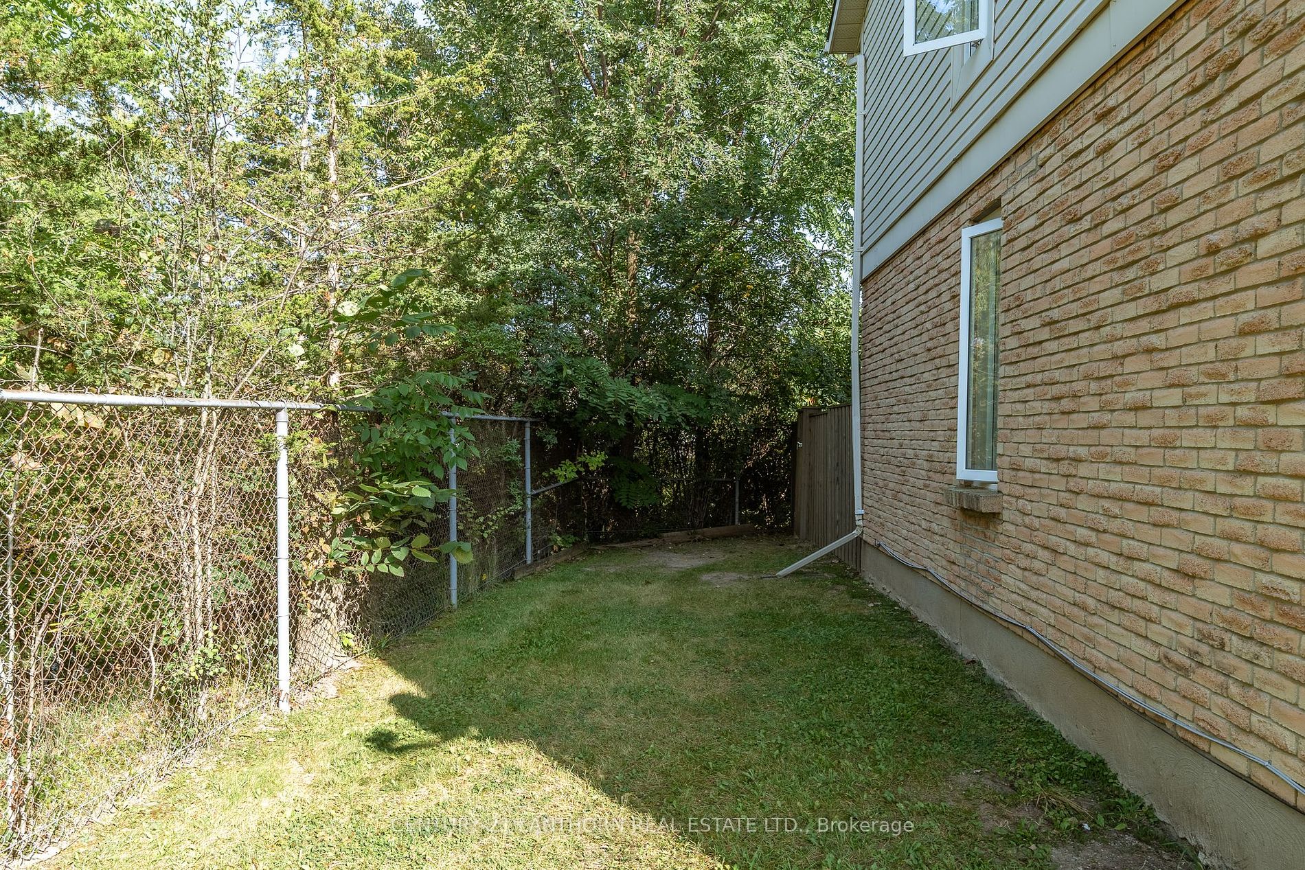 54 - G Cascade Blvd 39 Property Photo 22