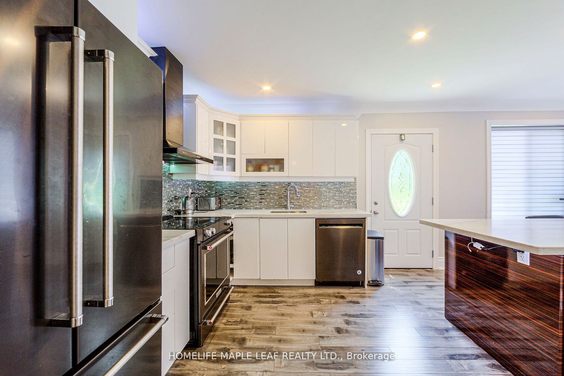 7667 Old Highway 2 Property Photo 14