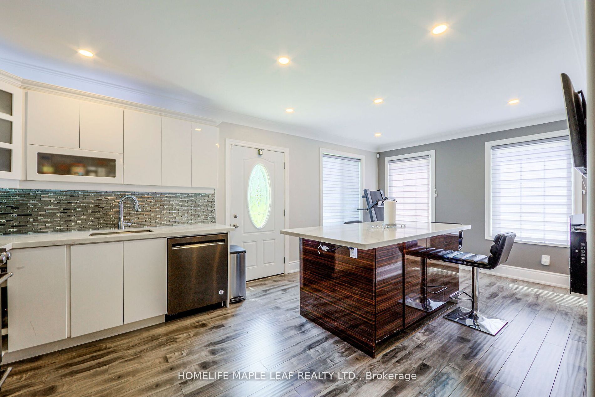7667 Old Highway 2 Property Photo 15