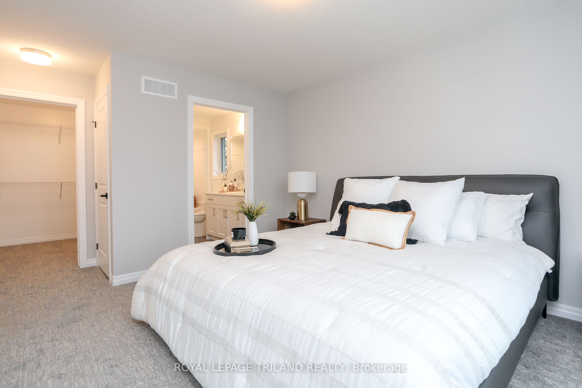 10 Silverleaf Path Property Photo 13