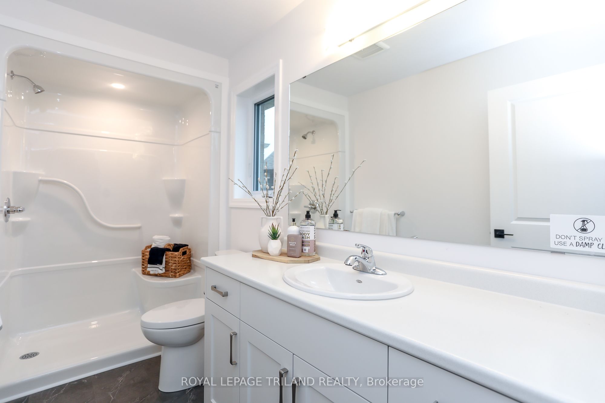 10 Silverleaf Path Property Photo 15