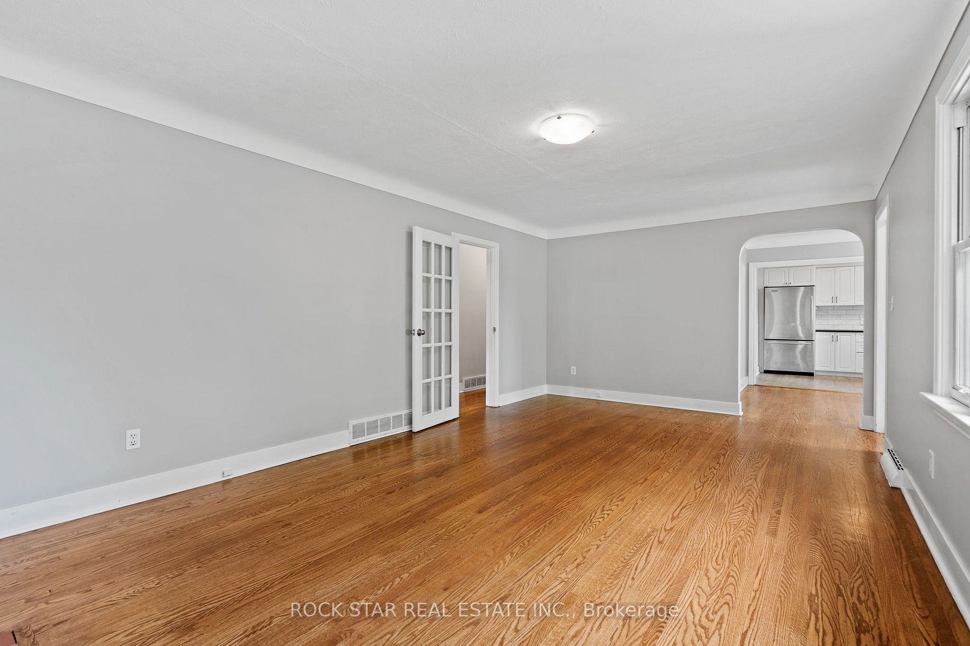 481 Vine St Property Photo 39