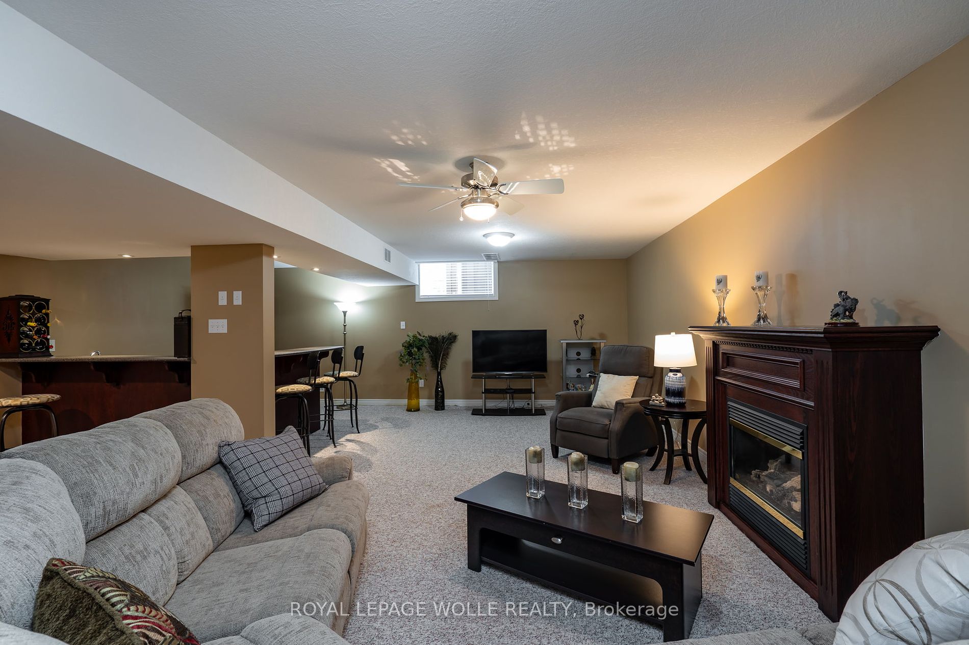 74 Hearthwood Cres Property Photo 29