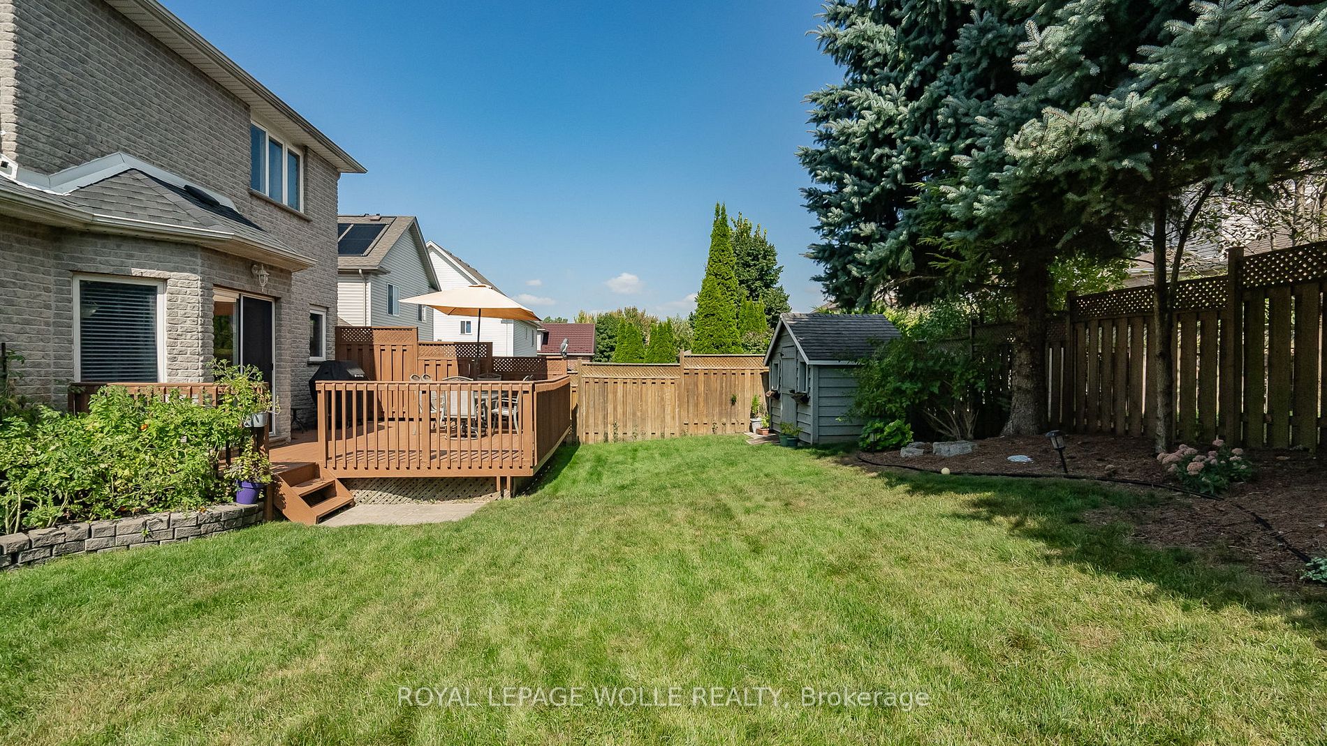 74 Hearthwood Cres Property Photo 32